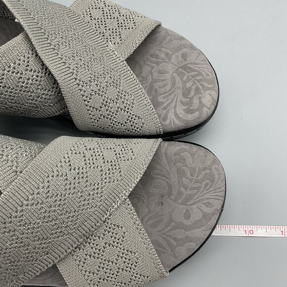 NEW JBU Women’s Alyssa Wedge Sandals Grey Shimmer Size 8M - Picture 8 of 11